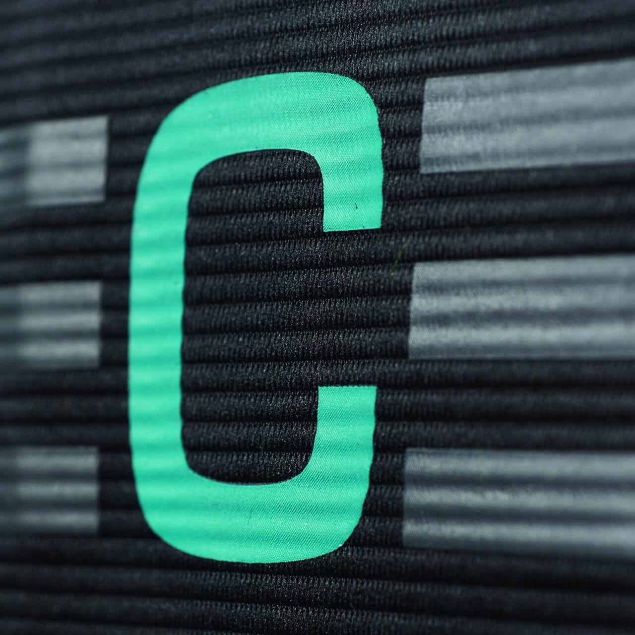 ADIDAS Football Captain Armband Schwarz-mint 5 ADIDAS Football Captain Armband Schwarz-mint – Bild 5